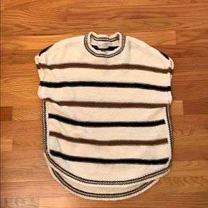 Short sleeve stripe sweater